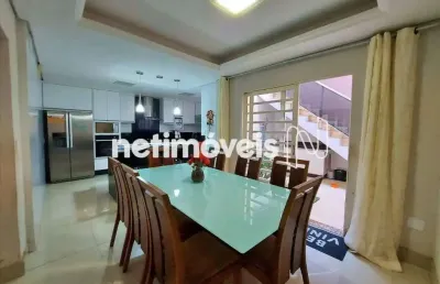 Casa com 4 quartos à venda na Rua da Liberdade, Nova Gameleira, Belo Horizonte