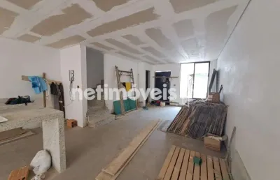 Casa com 3 quartos à venda na Rua Passos Ferreira, Santa Rosa, Belo Horizonte