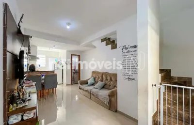 Casa com 2 quartos à venda na Rua Turmalina, São Joaquim, Contagem
