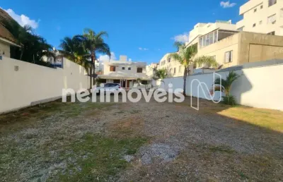 Casa com 3 quartos à venda na Rua Castelo da Beira, Castelo, Belo Horizonte
