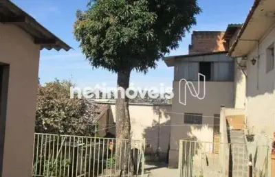 Casa com 6 quartos à venda na Rua Brasília, Carlos Prates, Belo Horizonte