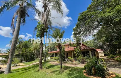 Casa com 5 quartos à venda na Rua E, Estância das Amendoeiras, Lagoa Santa