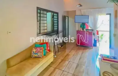 Casa com 3 quartos à venda na Rua Genoveva de Souza, Sagrada Família, Belo Horizonte