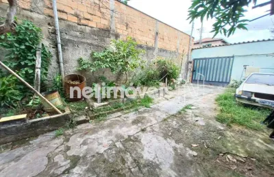 Casa com 4 quartos à venda na Rua Padre Augusto, Heliópolis, Belo Horizonte
