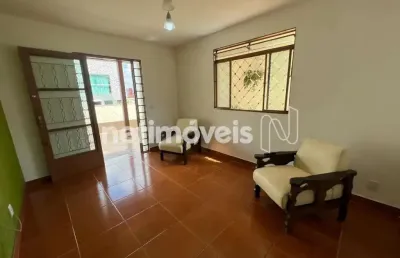 Casa com 3 quartos à venda na Rua Leôncio Chagas, União, Belo Horizonte