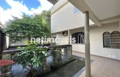 Casa com 5 quartos à venda na Rua Itapagipe, Concórdia, Belo Horizonte