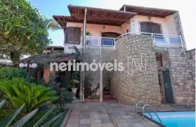 Casa com 3 quartos à venda na Rua Porto Velho, Glória, Belo Horizonte