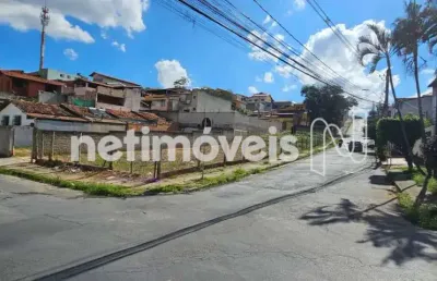 Terreno à venda na Rua Zaire, Canaã, Belo Horizonte