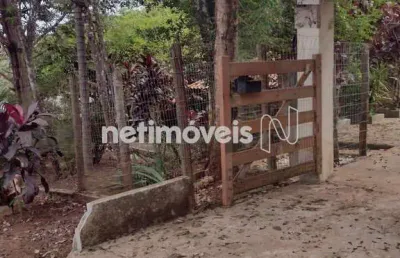 Chácara / sítio com 4 quartos à venda na Rua B, Zona Rural, Itatiaiuçu