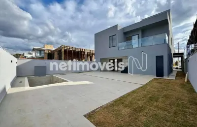 Casa em condomínio fechado com 4 quartos à venda na Rua Arezzo, Gran Park, Vespasiano