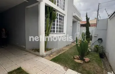 Casa com 4 quartos à venda na Rua Padre Francisco Juarez, Três Barras, Contagem