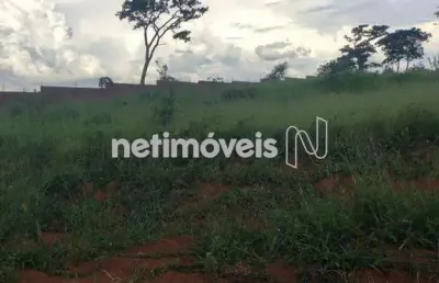Terreno à venda na Rua Dos Ipês, Furnas Iate Clube, Formiga