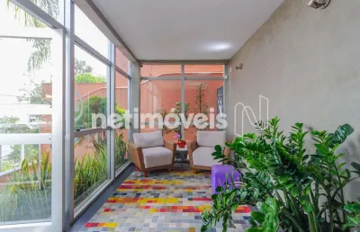 Casa comercial com 15 salas à venda na Rua Parentins, Santa Lúcia, Belo Horizonte
