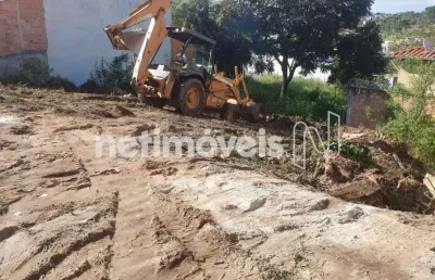 Terreno à venda na Rua Jarbas Costa Camargos, Vale das Orquídeas, Contagem