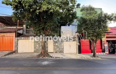 Casa com 2 quartos à venda na Rua Moreira, Pirajá, Belo Horizonte