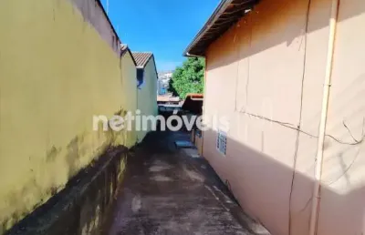 Casa com 7 quartos à venda na Rua Gentil Diniz, Três Barras, Contagem