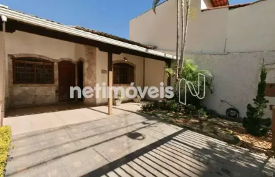 Casa com 3 quartos à venda na Rua Castelo de Alcazar, Castelo, Belo Horizonte