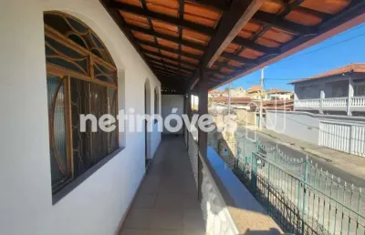Casa com 3 quartos à venda na Rua Cajobi, Jardim Pérola, Contagem