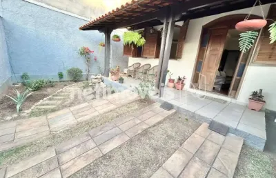 Casa com 2 quartos à venda na Rua São Geraldo, Parque Turistas, Contagem