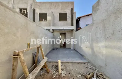 Casa com 2 quartos à venda na Rua Água Doce do Mantena, Jardim Leblon, Belo Horizonte