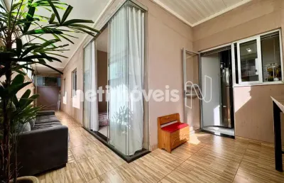 Apartamento com 3 quartos à venda na Rua Gustavo Ladeira, Paquetá, Belo Horizonte