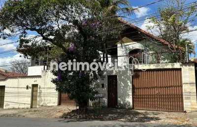 Casa com 7 quartos à venda na Rua Monte Alverne, Santa Mônica, Belo Horizonte