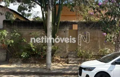 Casa com 2 quartos à venda na Rua Macarena, Pindorama, Belo Horizonte