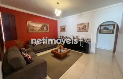 Casa com 3 quartos à venda na Rua Professor José Guerra, Ouro Preto, Belo Horizonte
