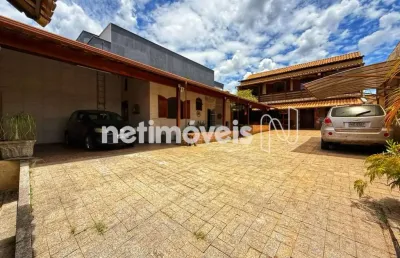 Casa com 4 quartos à venda na Rua Estados Unidos, Copacabana, Belo Horizonte