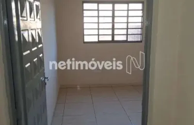 Apartamento com 2 quartos para alugar na Rua Diana, Ana Lúcia, Sabará