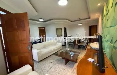 Casa com 3 quartos para alugar na Rua Sylvio Andrade, Serrano, Belo Horizonte