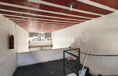 Ponto comercial com 2 salas para alugar na Rua Nair Pentagna Guimarães, 100, Heliópolis, Belo Horizonte