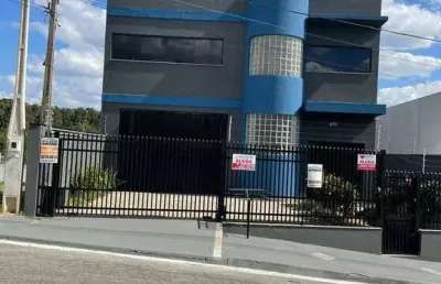 Barracão / Galpão / Depósito com 4 salas para alugar no Centro, Vinhedo 