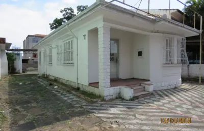 Casa comercial com 7 salas para alugar no Centro, Canoas 