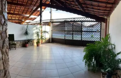 Casa com 2 dormitórios à venda, 130 m² por r$ 415.000,00 - maracanã - praia grande/sp