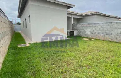 Casa com 3 quarto(s) no bairro petropolis em várzea grande - mt