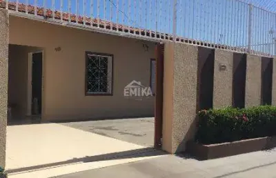 Casa com 3 quarto(s) no bairro jardim california em cuiabá - mt