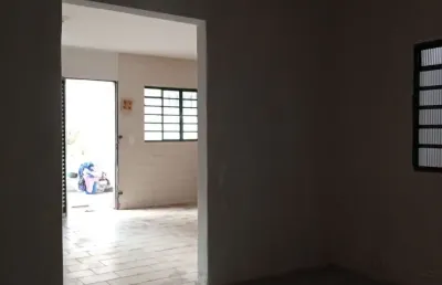 Casa com 3 quartos para alugar na Quadra 25, 11, Coophamil, Cuiabá