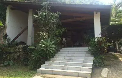 Chácara / sítio com 4 quartos à venda na Rua Margarida, Jardim Casa Branca, Caraguatatuba