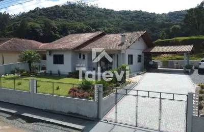 Casa com 3 quartos à venda na zona rural, rio dos cedros , 1 m2 por r$ 750.000