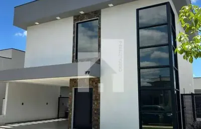 Magnifico sobrado à venda com 3 dormitórios sendo 1 suíte, aceita financiamento, condomínio gran vi