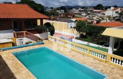 Aluga ou vende casa com 3 dormitórios, piscina, churrasqueira e quadra poliesportiva - 304m² - agap