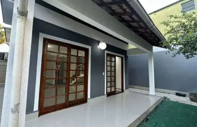 Casa em condomínio fechado com 3 quartos à venda na Estrada dos Bandeirantes, Vargem Pequena, Rio de Janeiro