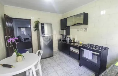 Casa com 3 quartos à venda na rua benedito ubinha, parque industrial san francisco, itatiba, 156 m2 por r$ 385.000