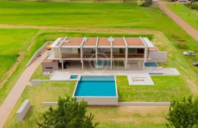 Casa em condomínio fechado com 6 quartos para alugar na rodovia alkindar monteiro junqueira, área rural de bragança paulista, bragança paulista, 1244 m2 por r$ 185.000
