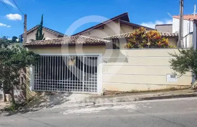 Casa com 3 quartos à venda na rua luiz gonzaga fumache, loteamento residencial central park, itatiba, 130 m2 por r$ 750.000