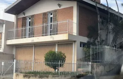 Casa com 4 quartos à venda na rua doutor roberto leoni, nova itatiba, itatiba, 222 m2 por r$ 849.000