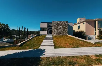 Casa em condomínio fechado com 3 quartos à venda na rodovia romildo prado, bairro itapema, itatiba, 365 m2 por r$ 2.800.000