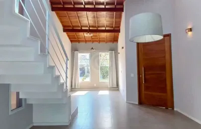 Casa em condomínio fechado com 3 quartos para alugar na avenida maria thereza da costa naufal, condomínio itatiba country, itatiba, 260 m2 por r$ 6.500