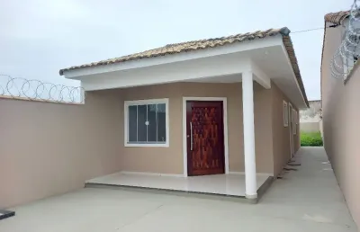 Otima casa com 02 quartos, sendo uma suíte no jardim atlântico, itaipuaçu